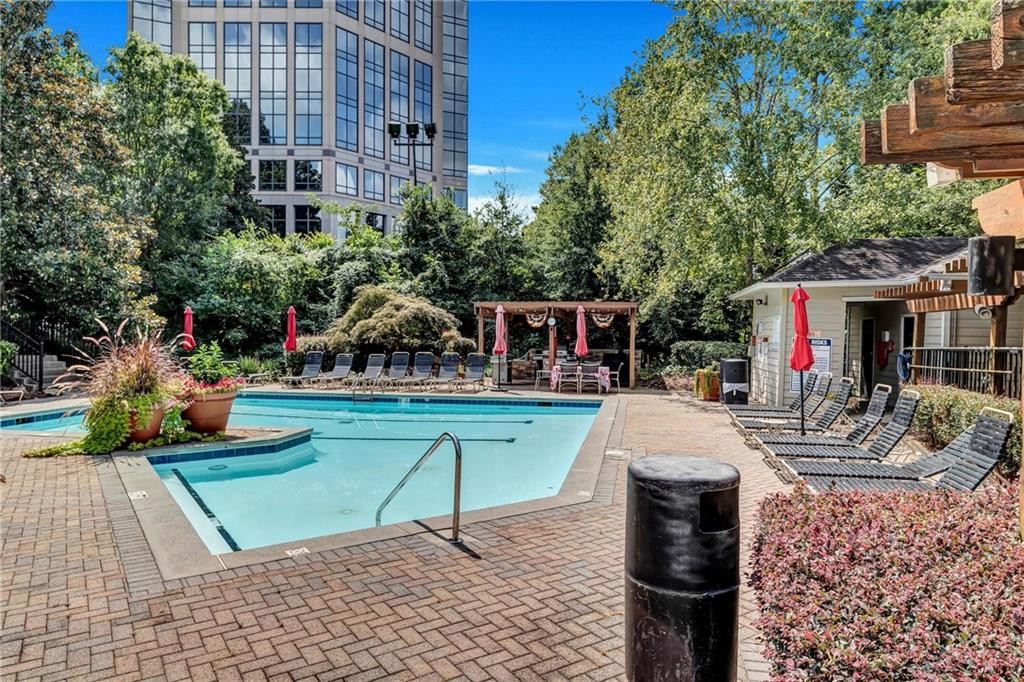 1250 Parkwood Circle SE Unit 1113
