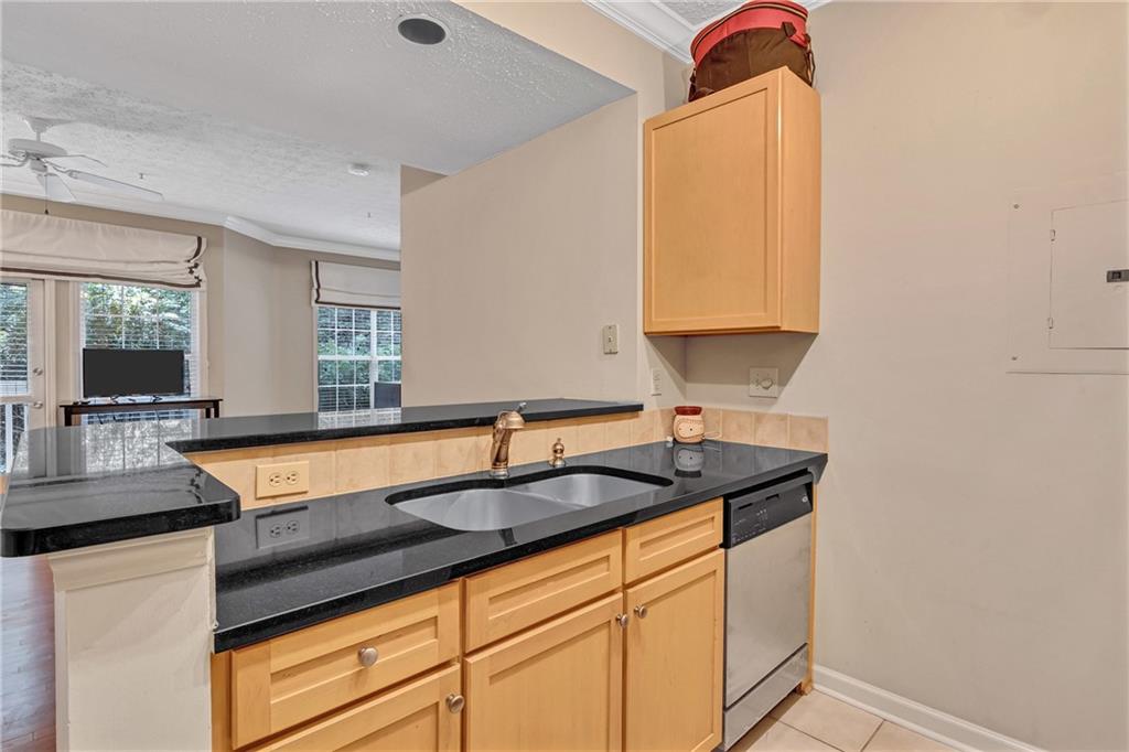 1250 Parkwood Circle SE Unit 1113