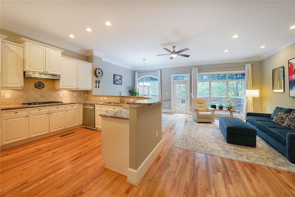 5434 Glenridge View