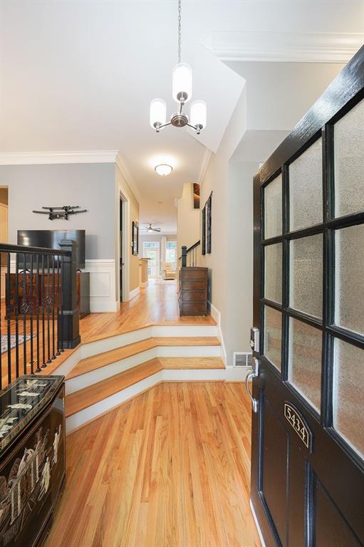 5434 Glenridge View