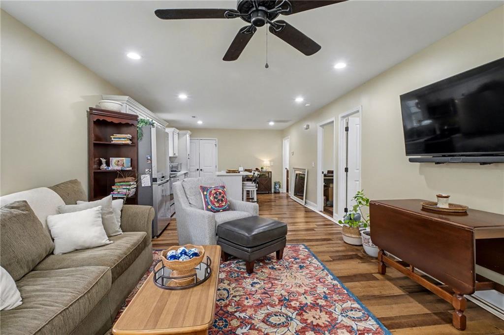 4843 Calhoun Road NE