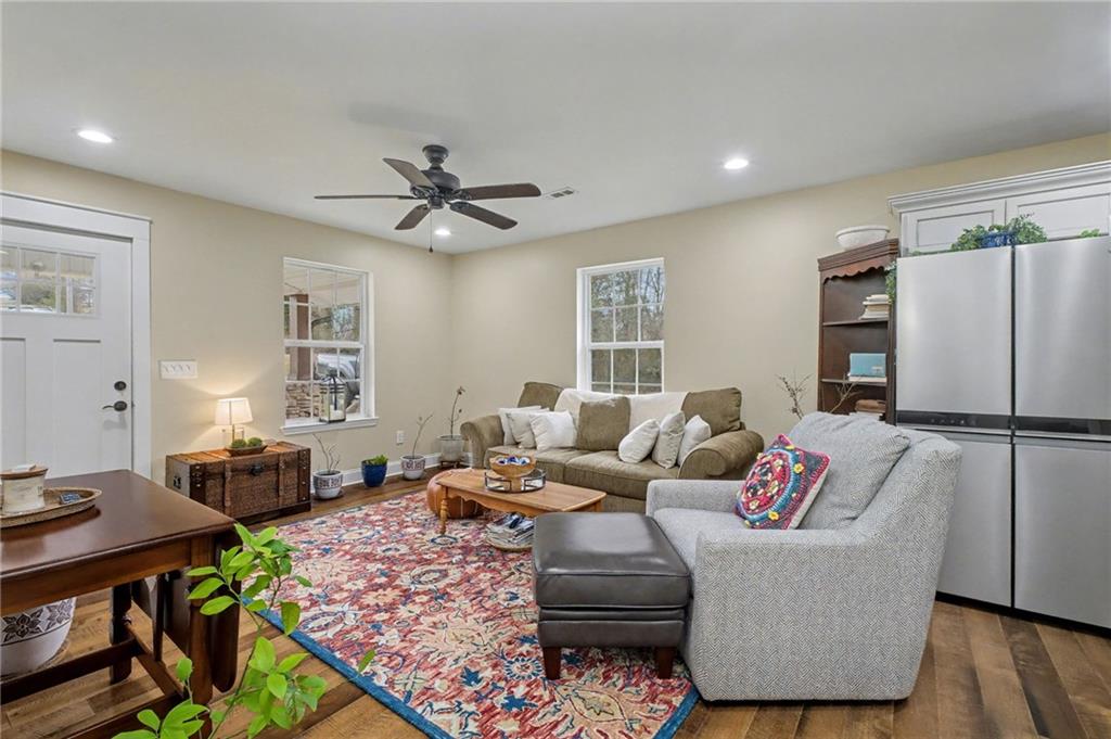 4843 Calhoun Road NE