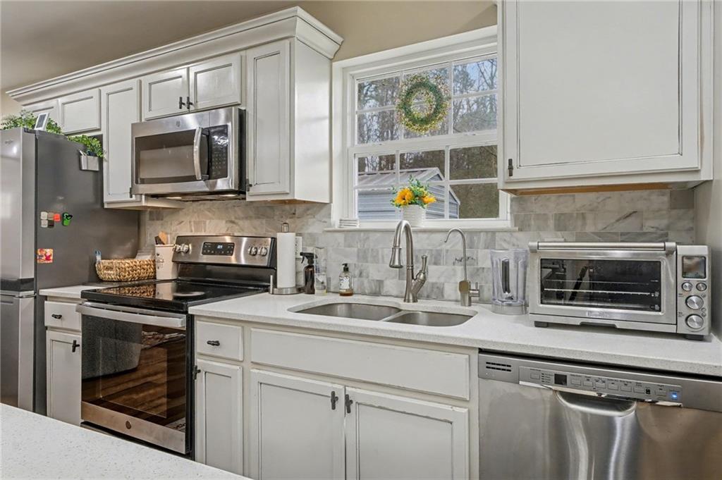 4843 Calhoun Road NE