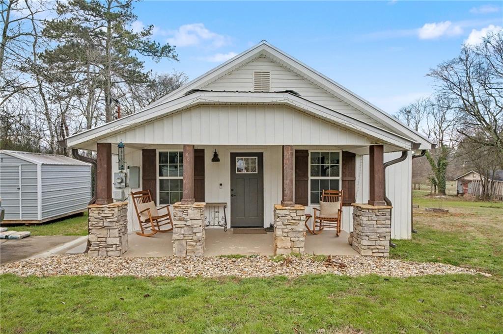 4843 Calhoun Road NE