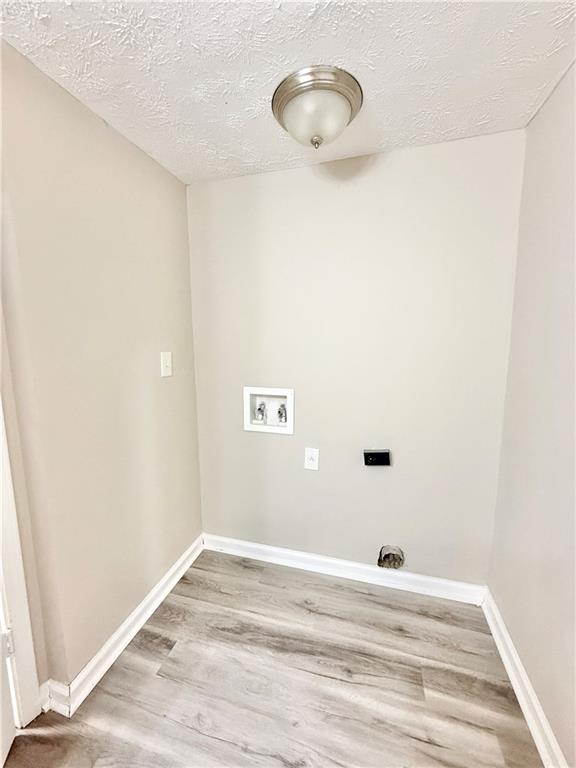1042 Ascot Court