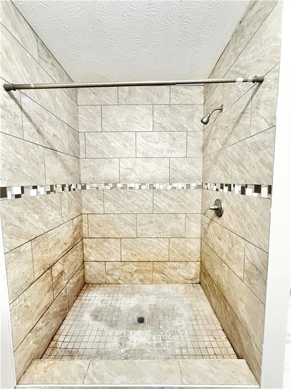 1042 Ascot Court