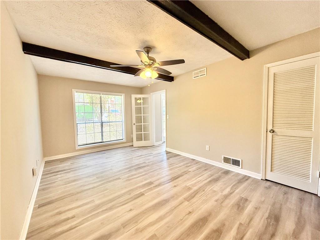 1042 Ascot Court