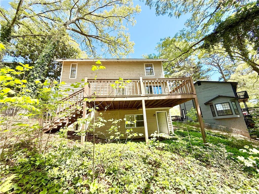 1042 Ascot Court