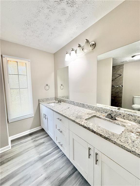 1042 Ascot Court