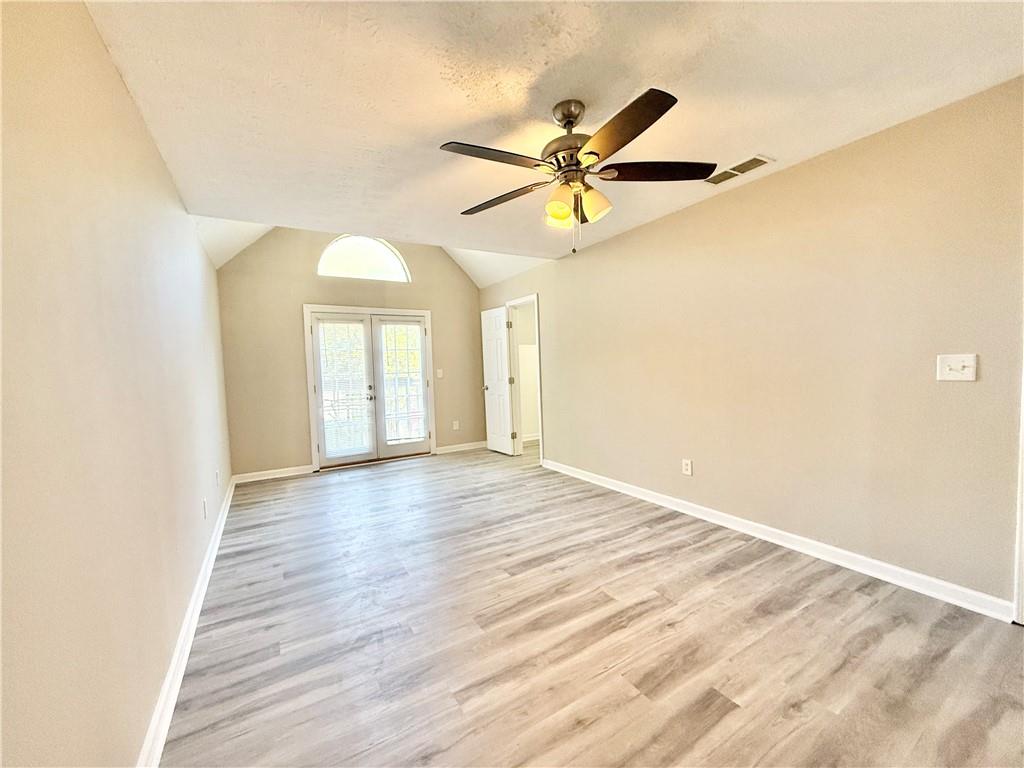 1042 Ascot Court