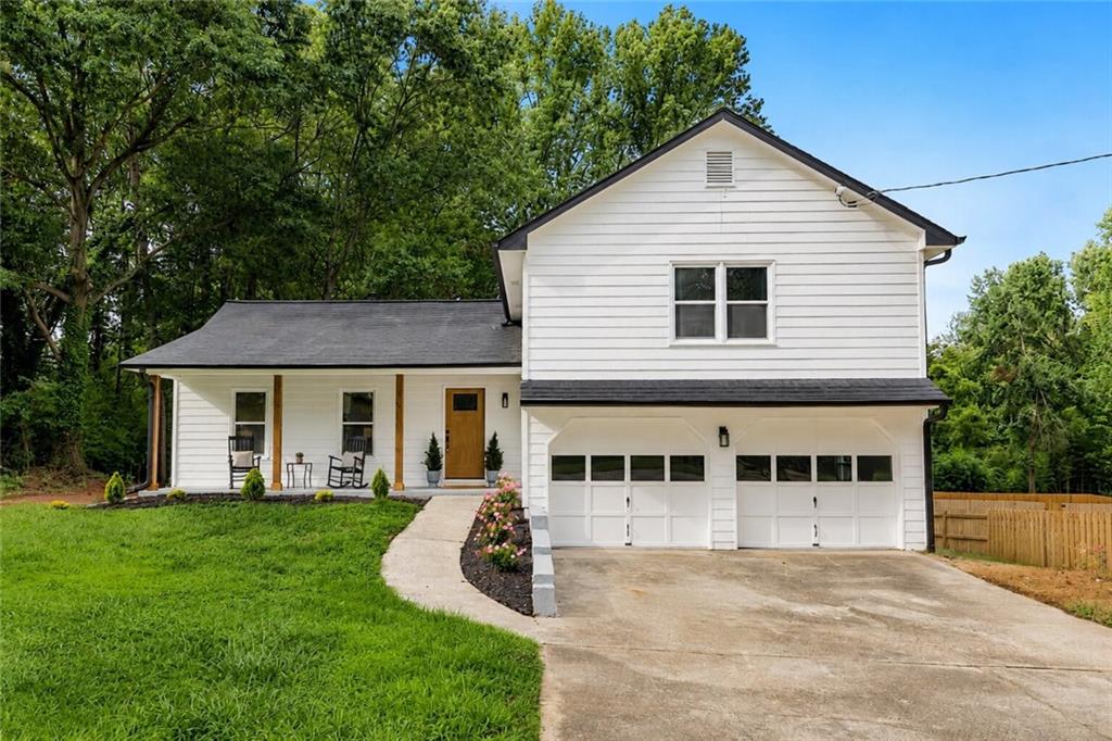 1548 Sprayberry Drive