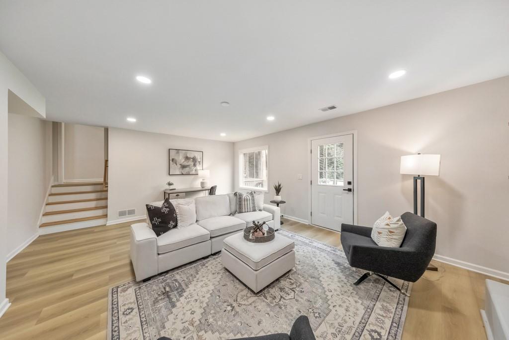 1548 Sprayberry Drive