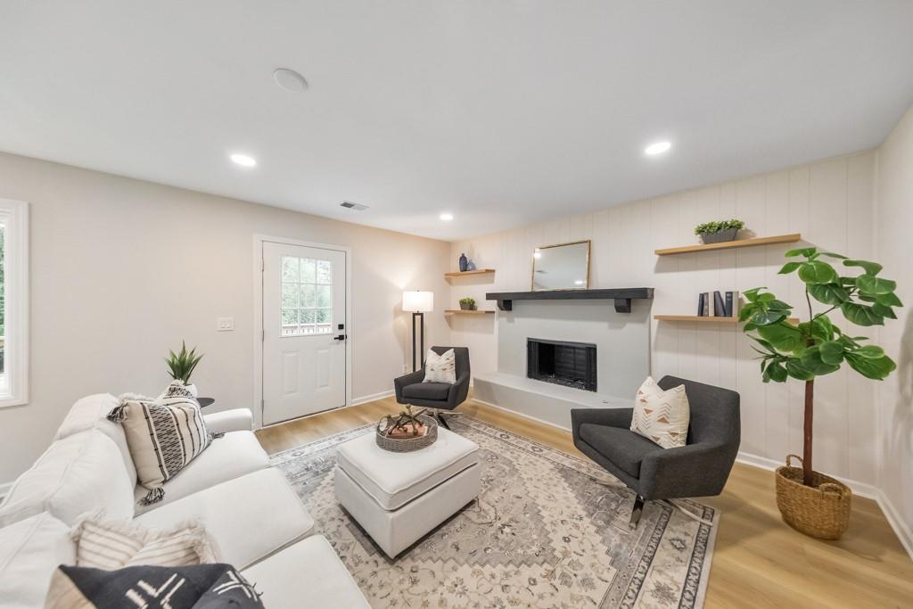 1548 Sprayberry Drive