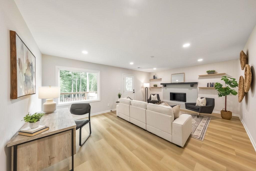 1548 Sprayberry Drive