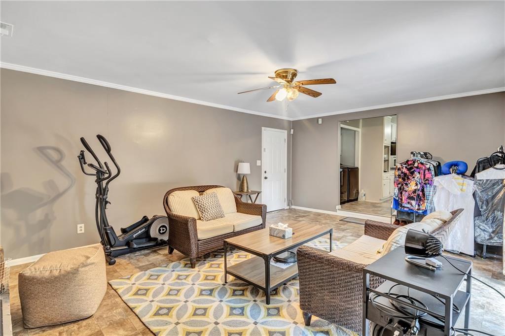 3652 Greentree Farms Drive