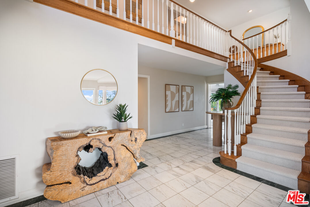 23255 W Paloma Blanca Dr