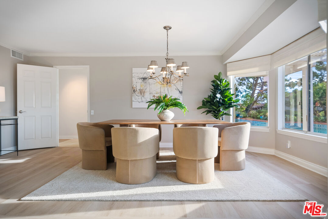 23255 W Paloma Blanca Dr