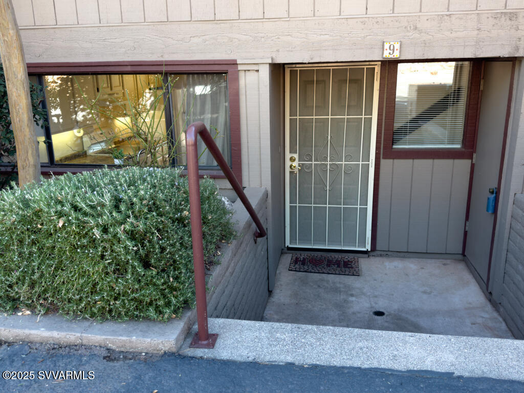 3340 W State Route 89a, 9