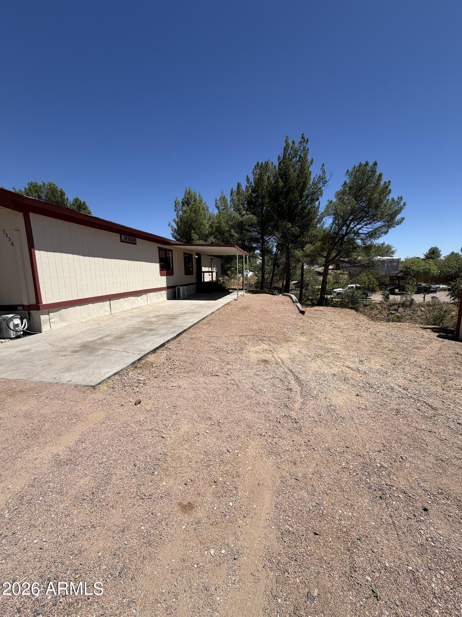 3556 E GRAND VIEW Drive