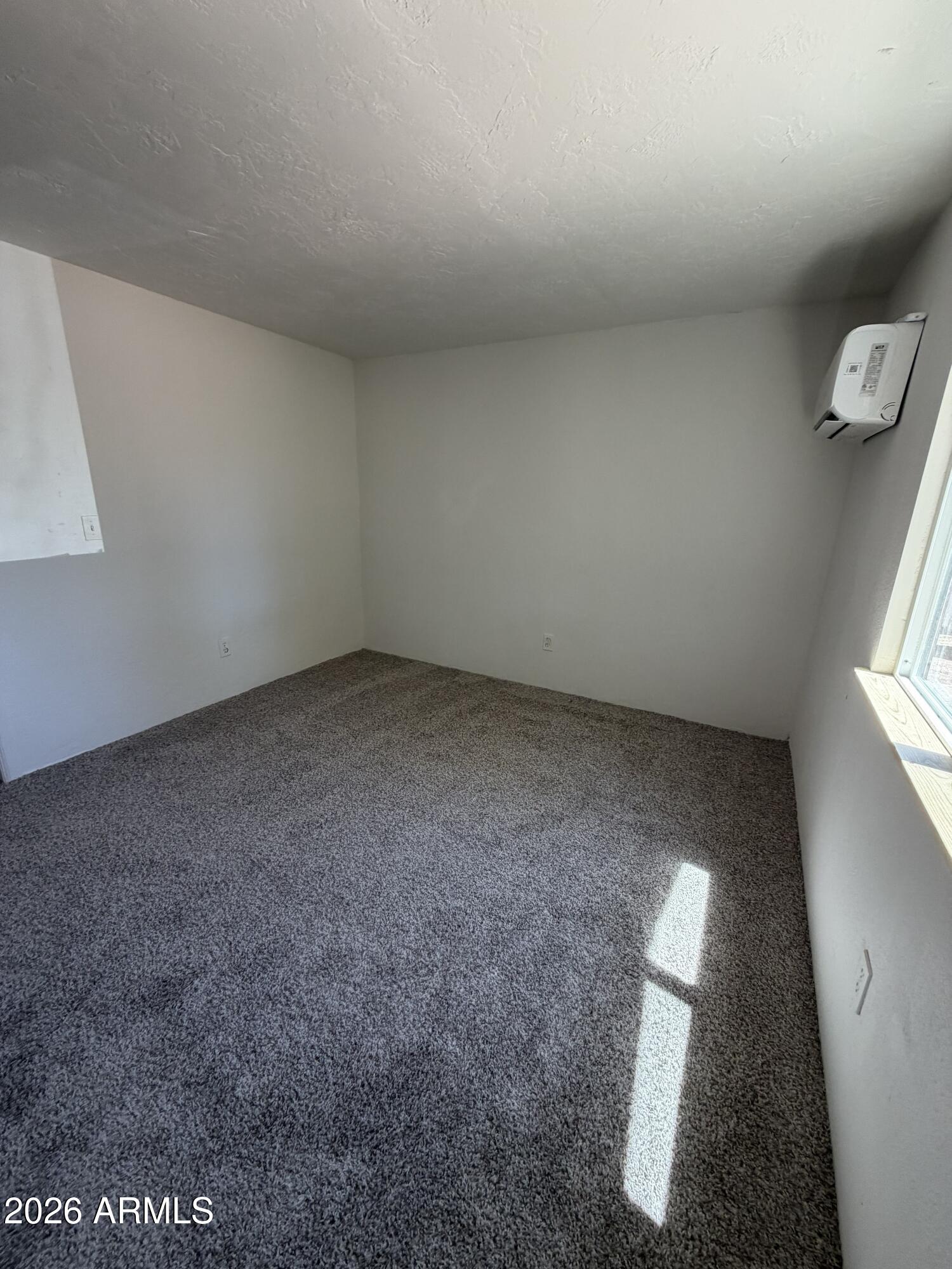 3556 E GRAND VIEW Drive