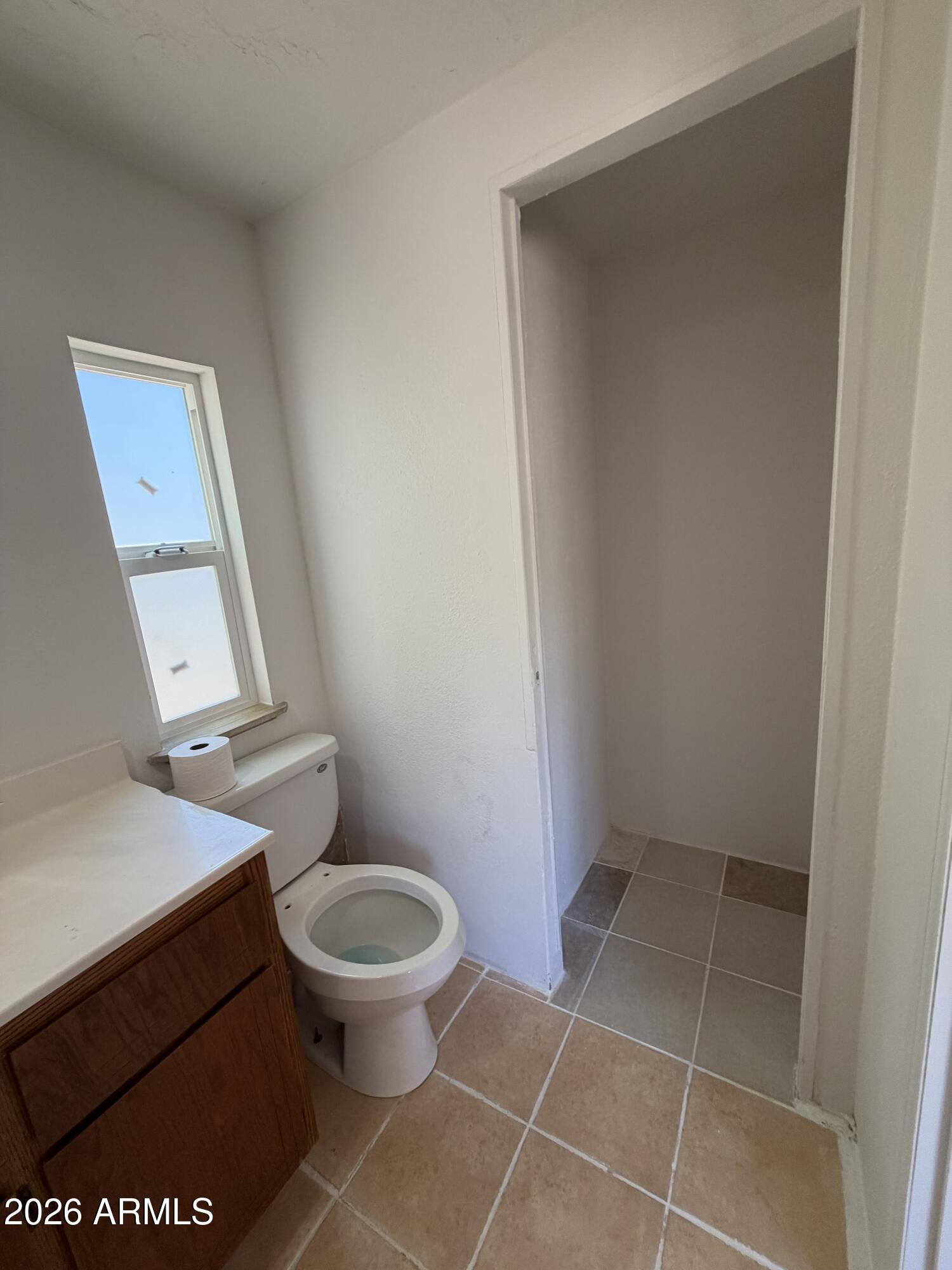 3556 E GRAND VIEW Drive