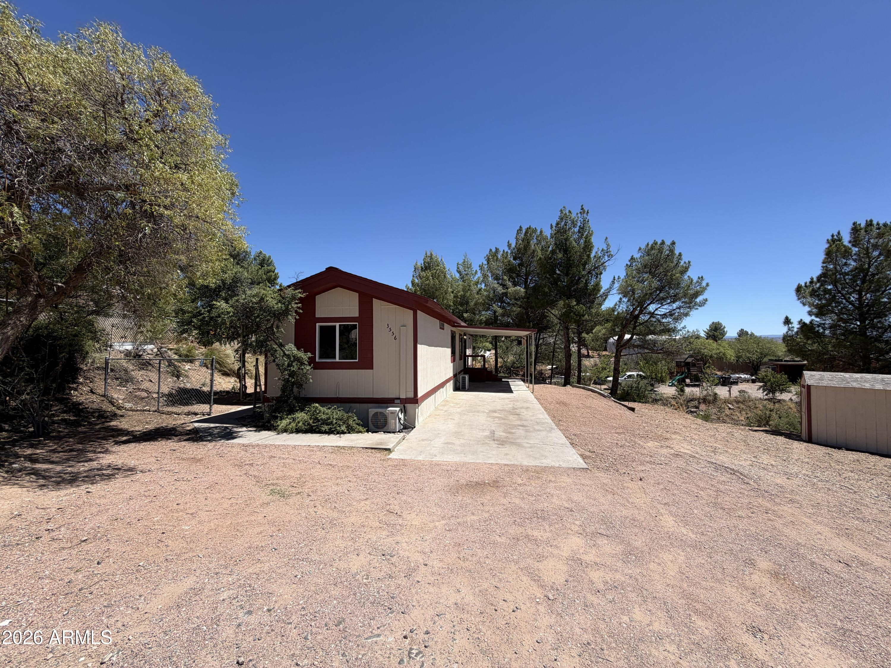 3556 E GRAND VIEW Drive