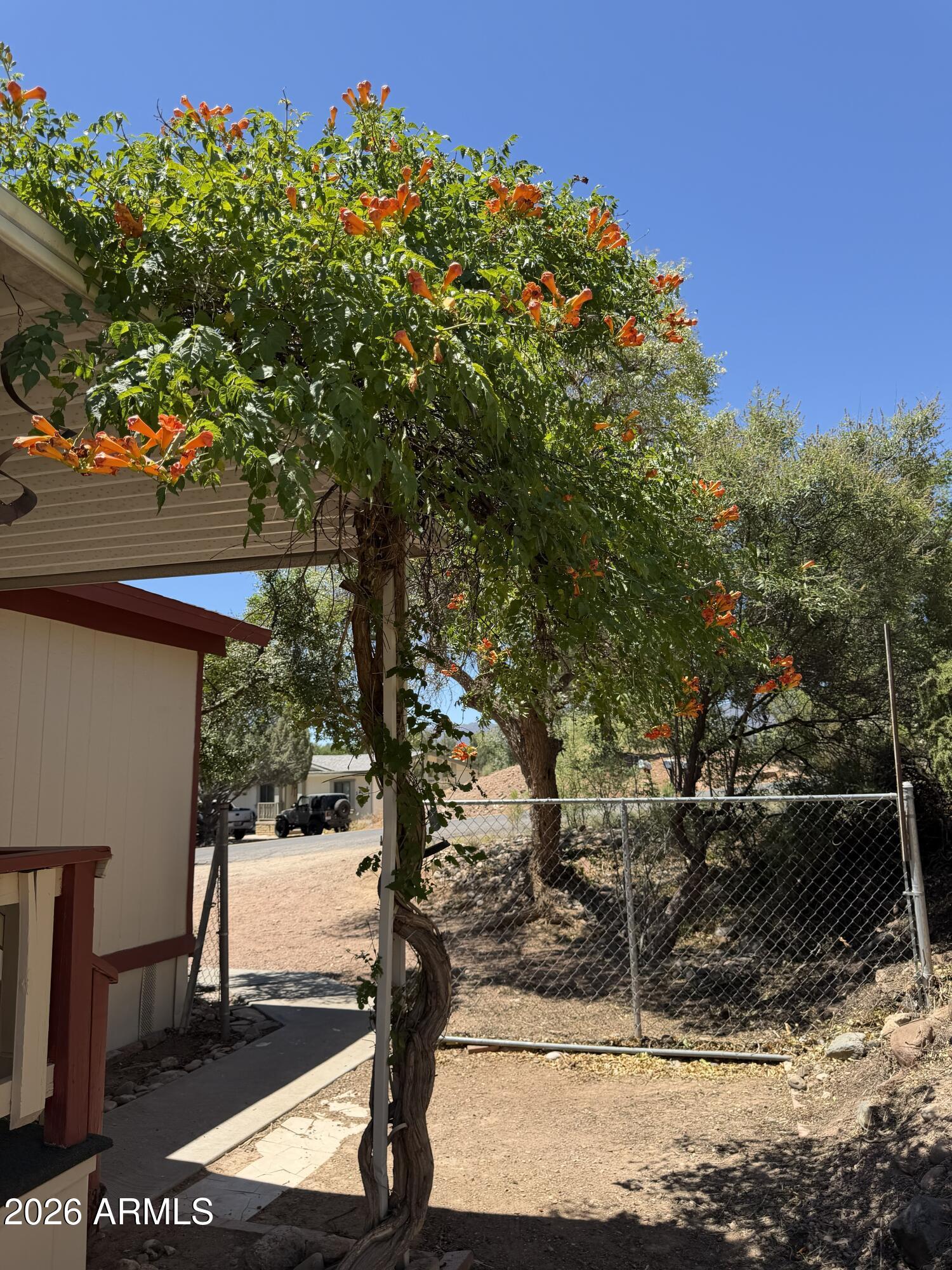 3556 E GRAND VIEW Drive