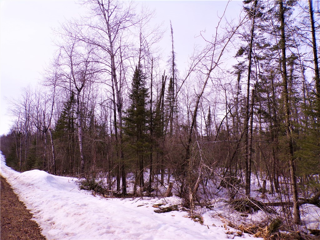 5.14 Acres on Cross Road
