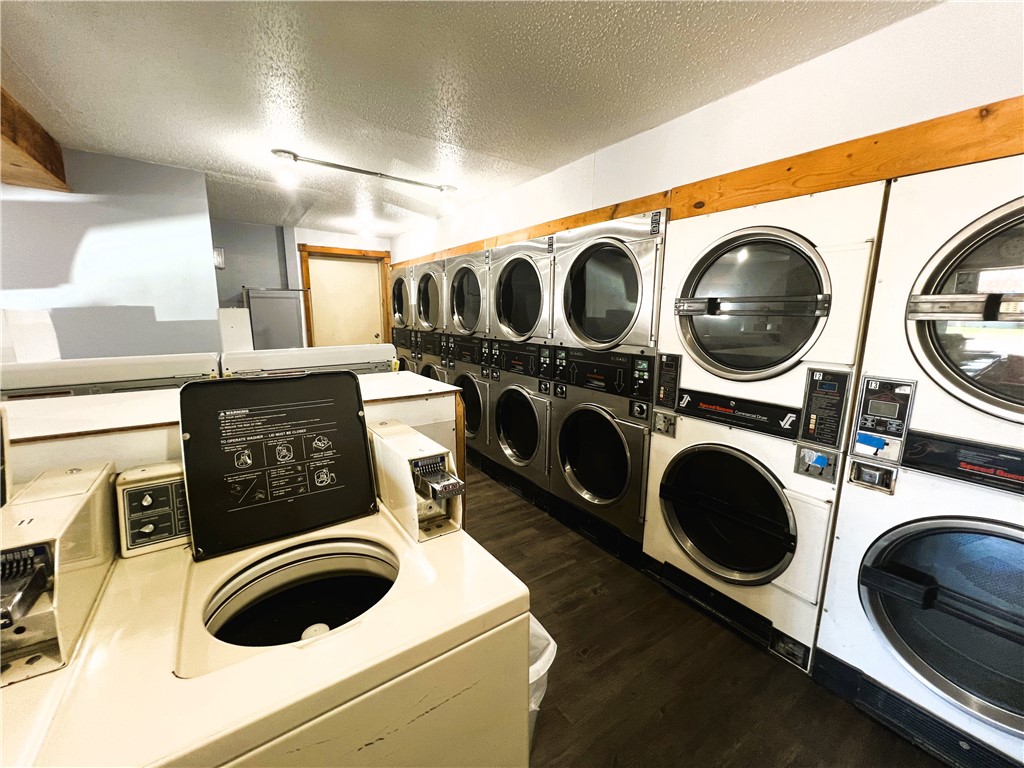 3662 N Clark Street 1-7