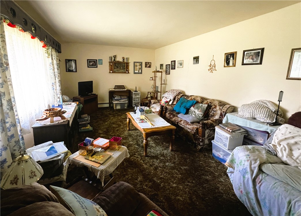 405 W Summit Avenue