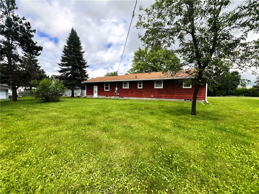 405 W Summit Avenue