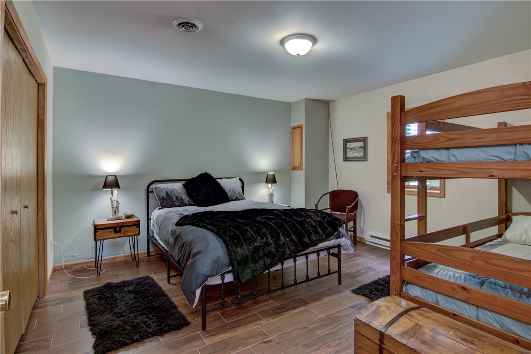 W7551 Vinettes Landing Road