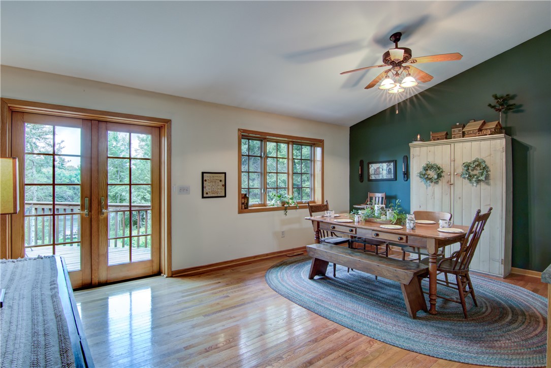 W7551 Vinettes Landing Road