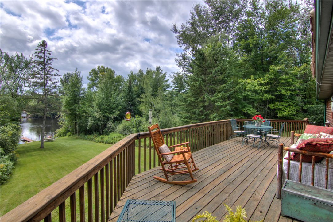 W7551 Vinettes Landing Road