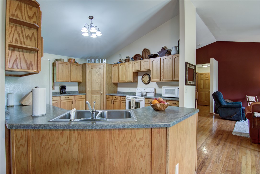 W7551 Vinettes Landing Road