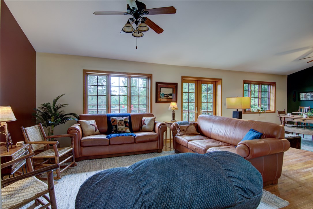 W7551 Vinettes Landing Road