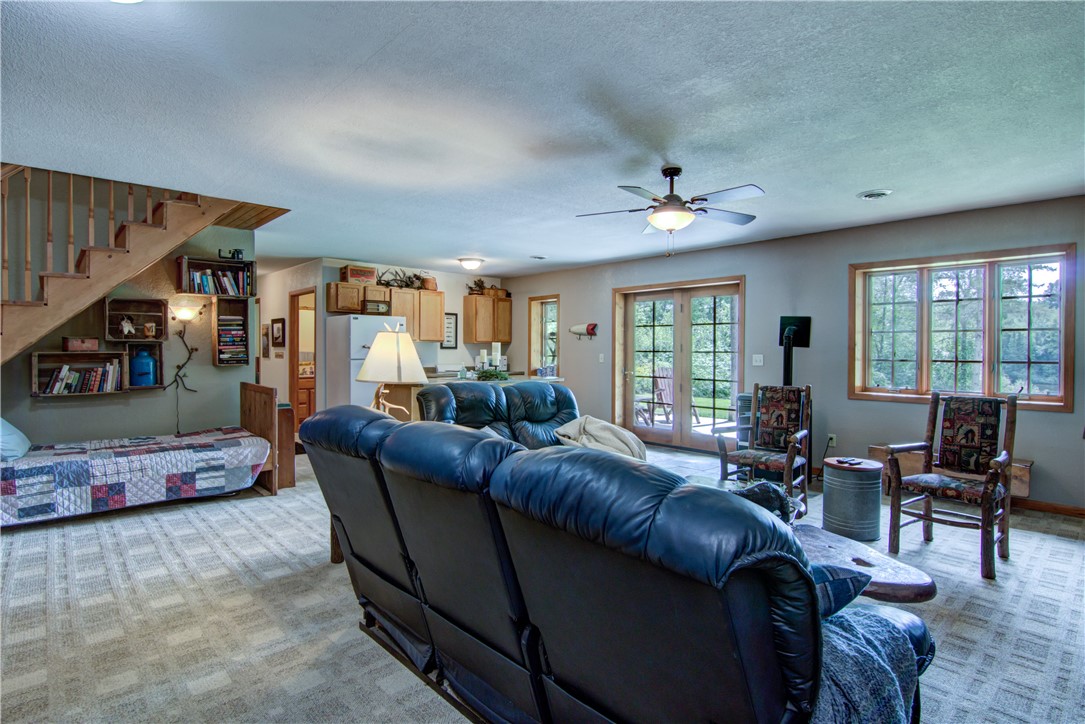 W7551 Vinettes Landing Road