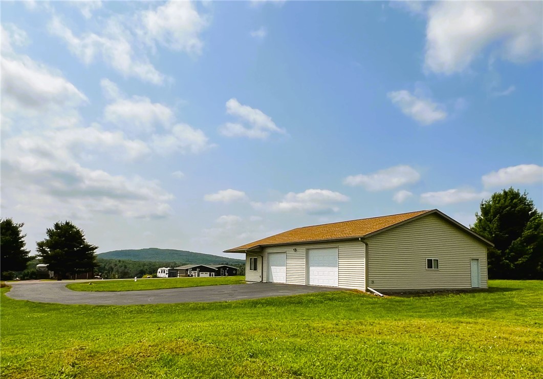 W9514 Stansbury Road