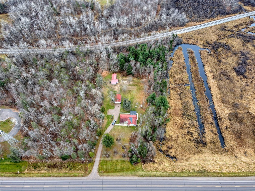 W8969 US Highway 8