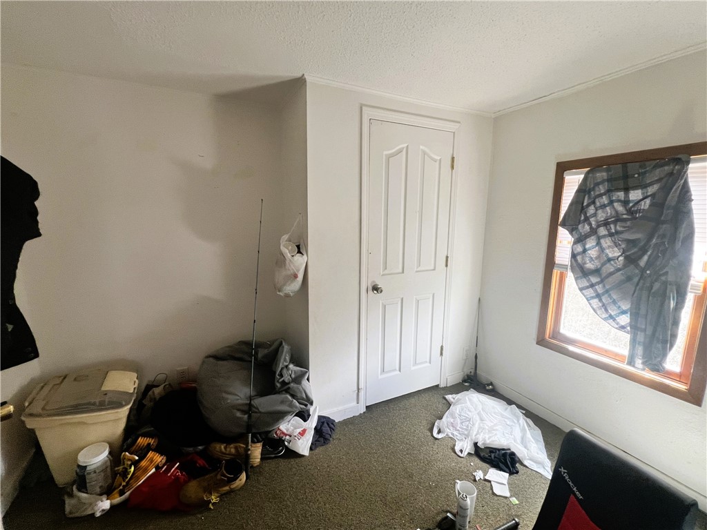 1108 & 1108.5 Menasha Avenue E