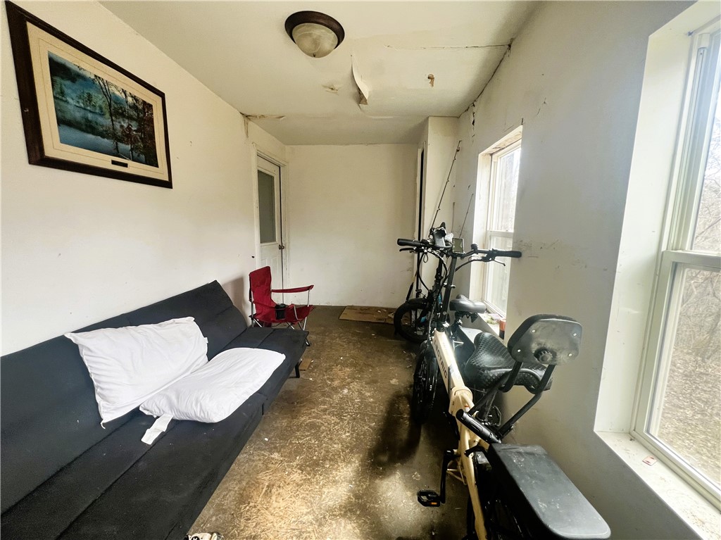 1108 & 1108.5 Menasha Avenue E