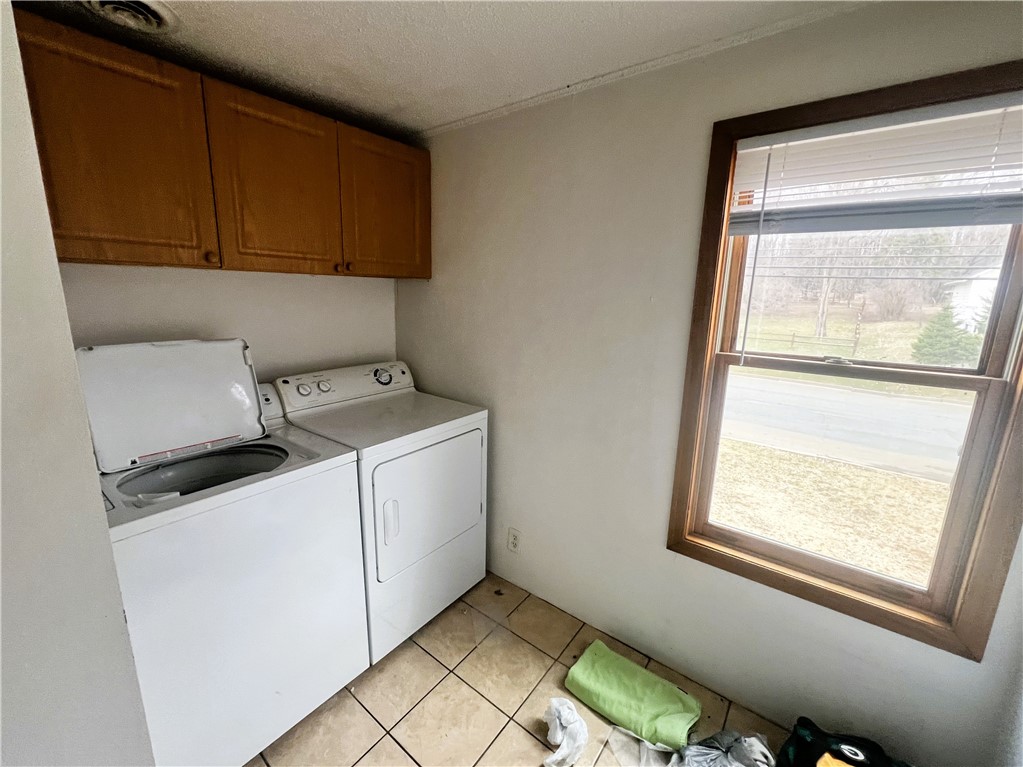 1108 & 1108.5 Menasha Avenue E