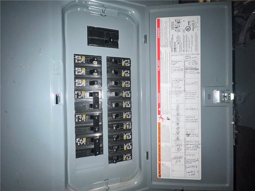 1108 and 1108.5 Menasha Avenue E 2