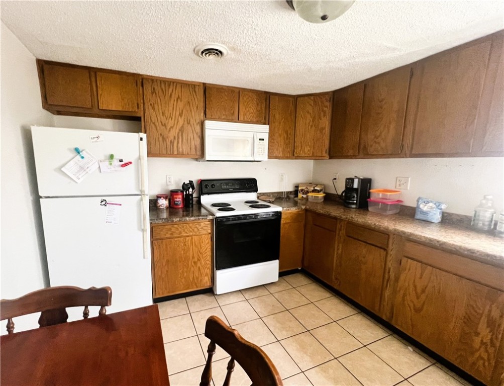 1108 and 1108.5 Menasha Avenue E 2