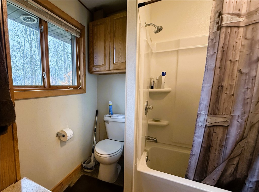 4546 N Gold Leaf Lane