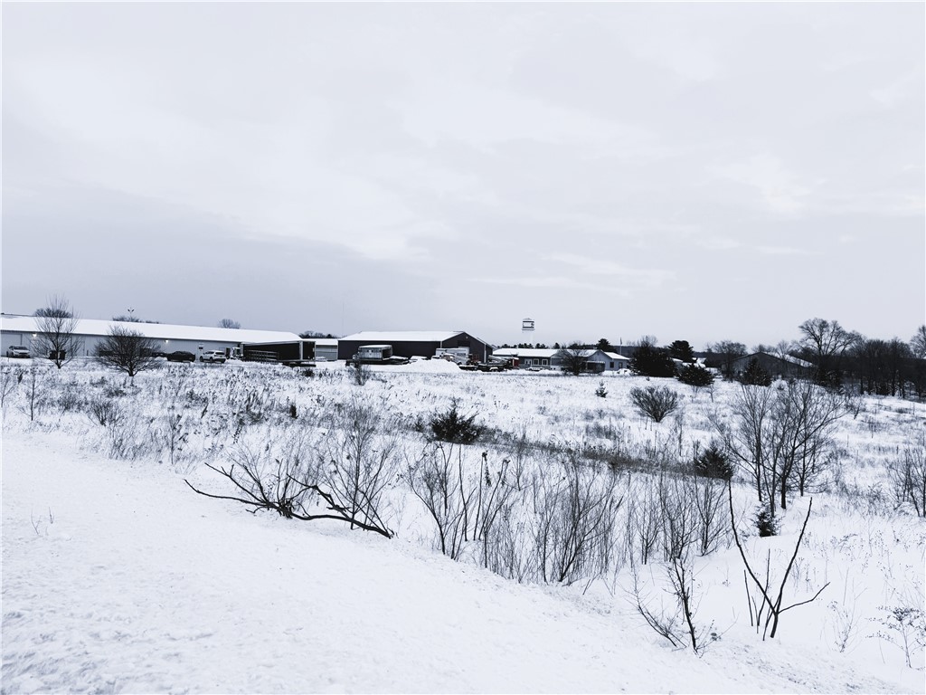 11.44 Acres 37th Avenue