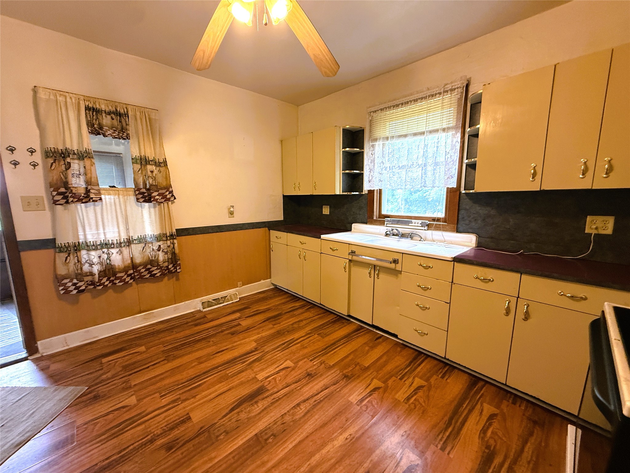 W9577 Kroll Road