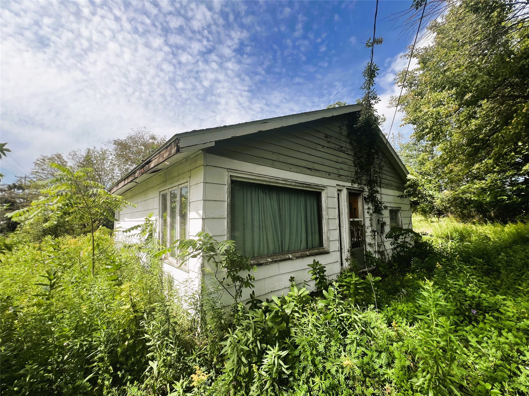 W8092 and W8102 Edgewood Avenue E