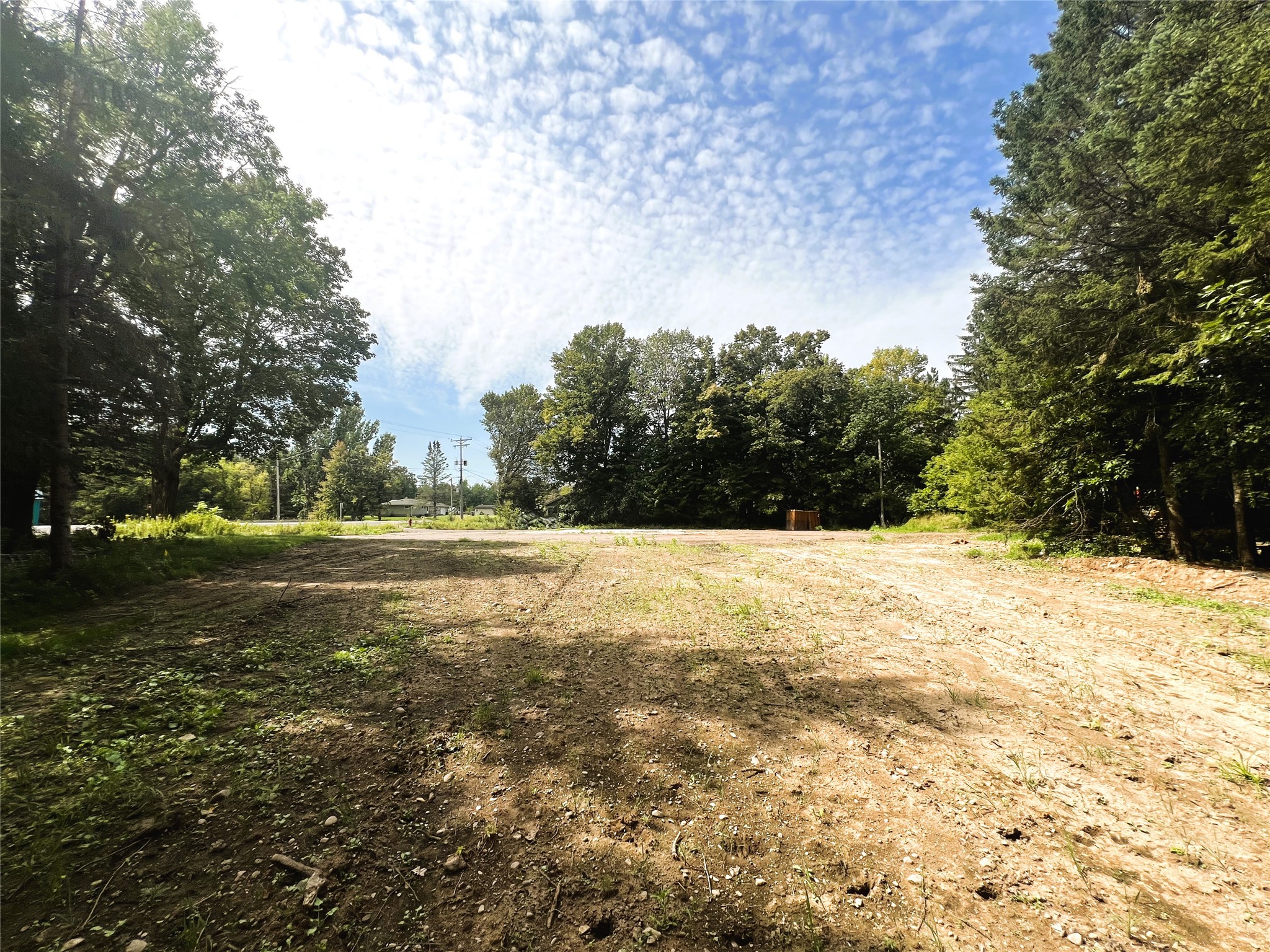 W8092 and W8102 Edgewood Avenue E