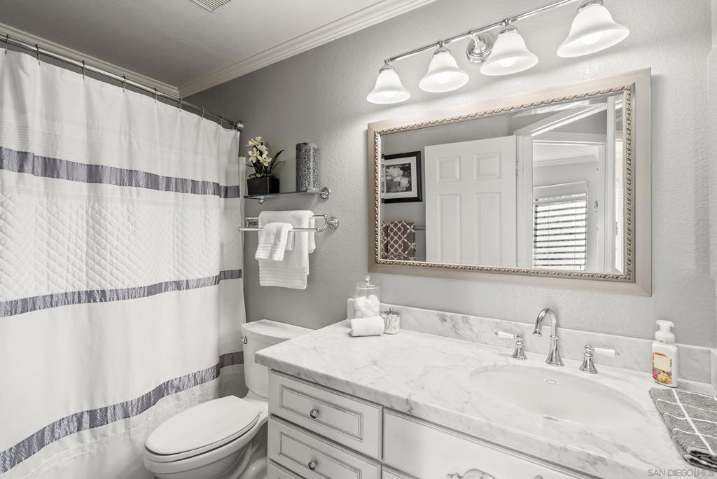 1630 Candlelight Gln